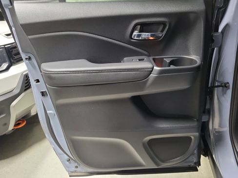 Used 2024 Honda Ridgeline RTL image 8