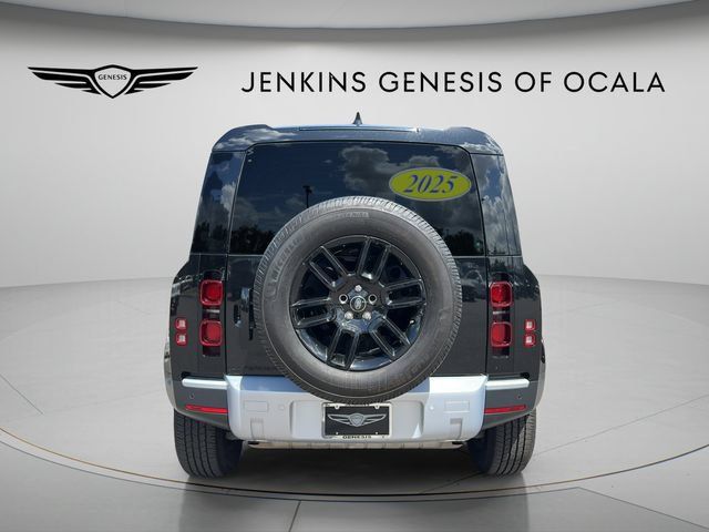 Used 2025 Land Rover Defender 110 S AWD/4WD image 4