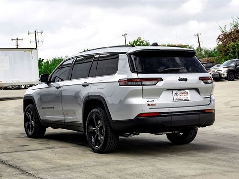 New 2025 Jeep Grand Cherokee L Limited w/ Black Appearance Package image 5