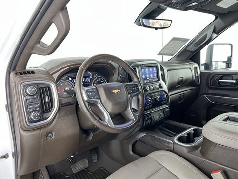 Used 2021 Chevrolet Silverado 3500 LTZ w/ LTZ Premium Package image 10