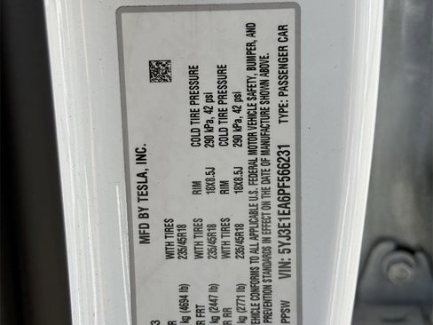 Used 2023 Tesla Model 3 Standard Range image 26