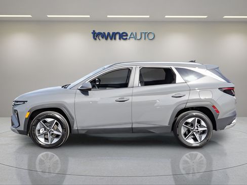 Used 2025 Hyundai Tucson SEL AWD/4WD image 2