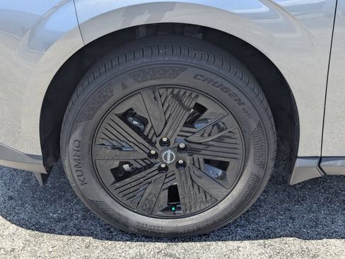 Used 2025 Nissan Murano SV FWD image 32