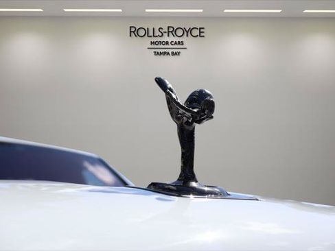 Certified 2023 Rolls-Royce Cullinan Black Badge AWD/4WD image 12