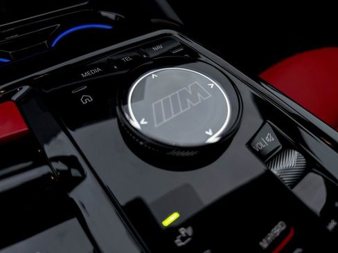 New 2026 BMW M5 Touring w/ Executive Package image 46