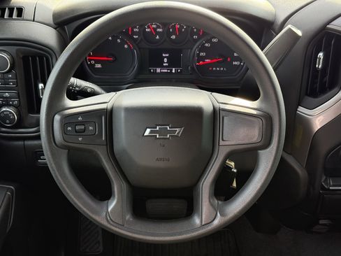 Used 2019 Chevrolet Silverado 1500 Custom Trail Boss w/ Custom Convenience Package image 15