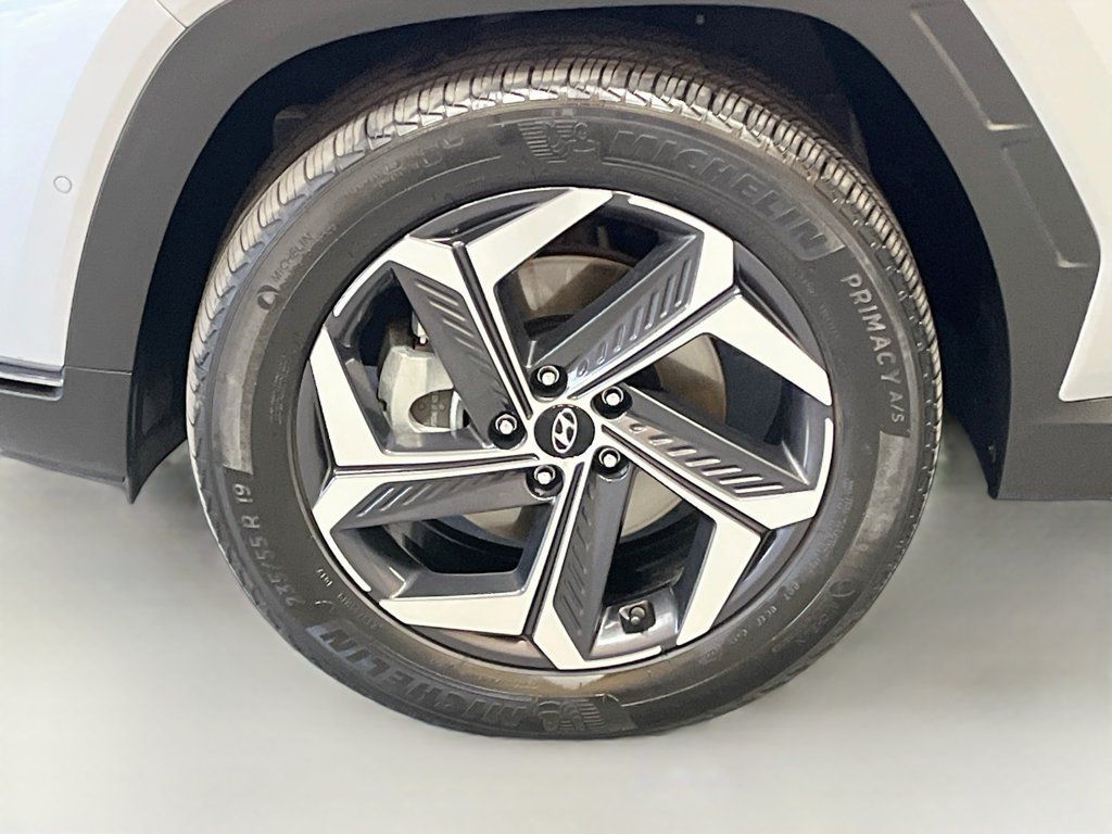 Used 2024 Hyundai Tucson Limited AWD/4WD image 32