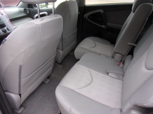 Used 2008 Toyota RAV4 4WD image 3