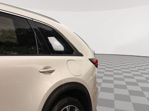 Used 2024 MAZDA CX-90 Plug-In Hybrid w/ Premium Plus AWD/4WD image 11