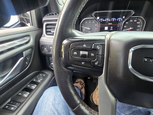 Used 2021 GMC Yukon XL Denali w/ LPO, Illumination Package image 19