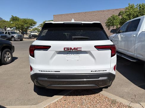 Used 2025 GMC Terrain Elevation AWD/4WD image 6
