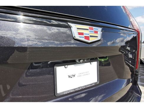 Used 2023 Cadillac Escalade ESV Sport Platinum image 31