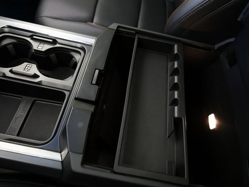 Used 2025 Ford F450 Lariat w/ Lariat Ultimate Package image 39