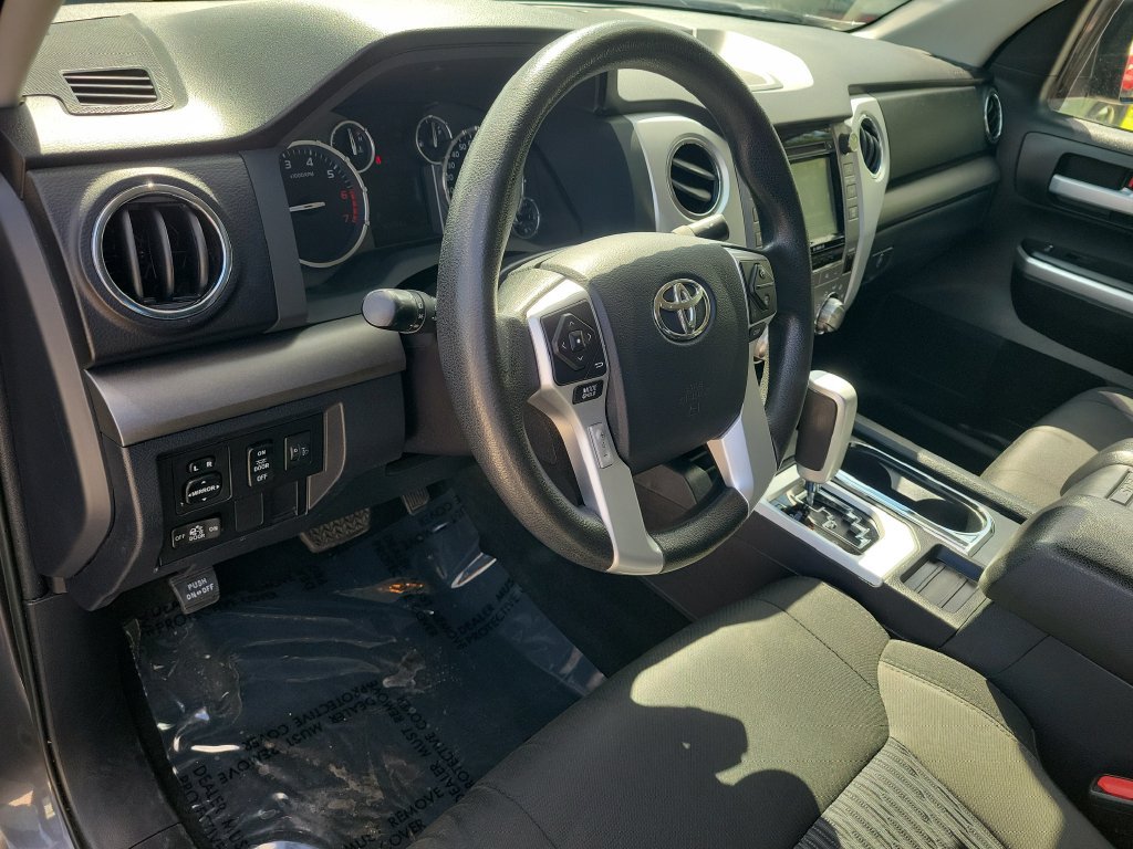 Used 2017 Toyota Tundra SR5 w/ TRD Off Road Package AWD/4WD image 7