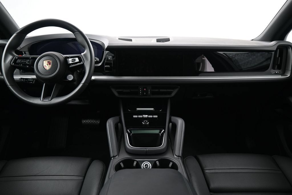 Certified 2026 Porsche Cayenne AWD/4WD image 9