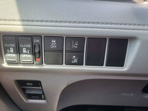 Used 2020 Honda Odyssey EX image 40