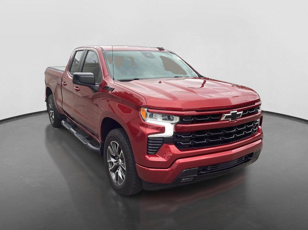 Used 2024 Chevrolet Silverado 1500 RST w/ Convenience Package II AWD/4WD image 3