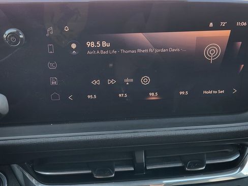 Used 2024 Buick Envista Preferred image 17