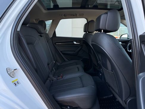 Used 2018 Audi Q5 2.0T Premium Plus w/ Premium Plus Package image 34