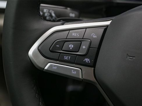 New 2026 Volkswagen Atlas SEL Premium R-Line AWD/4WD image 24