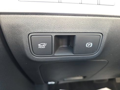 Certified 2026 Hyundai Kona Limited AWD/4WD image 11
