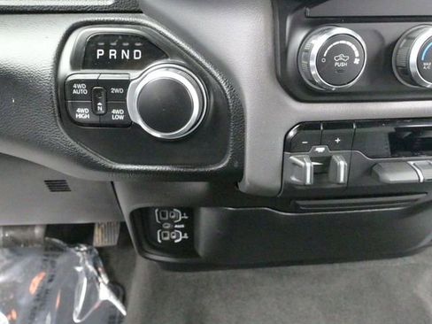 Used 2021 RAM 1500 Big Horn image 14