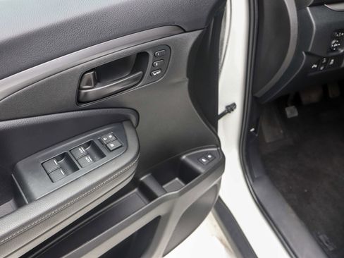 Used 2023 Honda Passport EX-L image 21