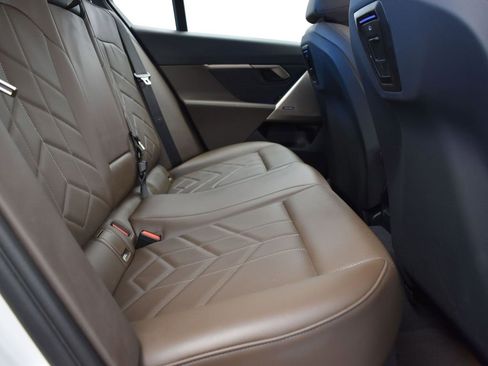 Certified 2025 BMW 530i xDrive w/ Premium Package image 22