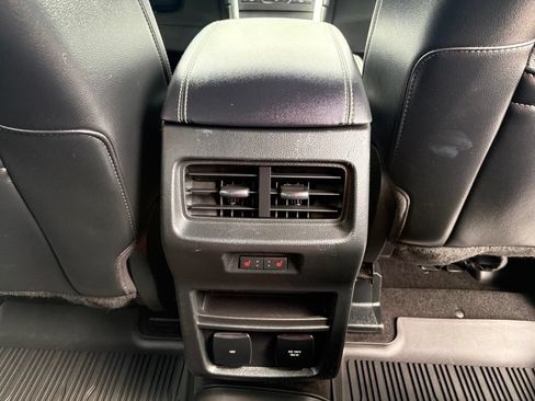 Used 2019 Ford Edge ST w/ Equipment Group 401A AWD/4WD image 17