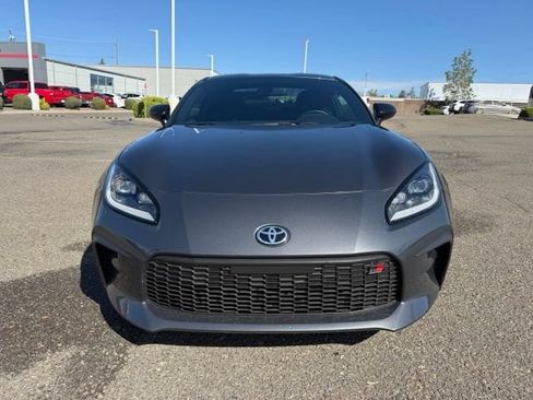 Certified 2023 Toyota GR86 Premium RWD image 2