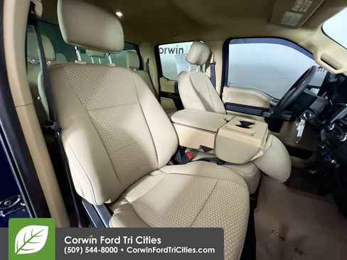 Used 2020 Ford F250 XLT w/ XLT Premium Package AWD/4WD image 17