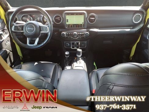 Used 2023 Jeep Wrangler Unlimited Sahara w/ Cold Weather Group AWD/4WD image 24