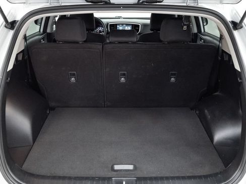Used 2020 Kia Sportage LX FWD image 31