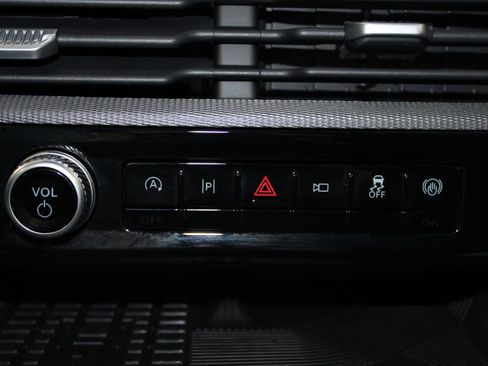 Used 2025 Ford Explorer ST image 56