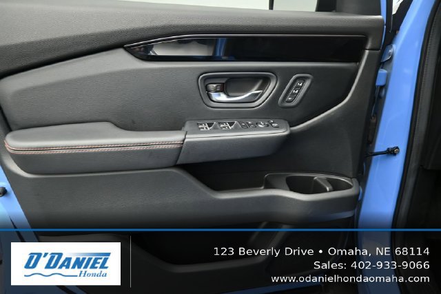 Used 2024 Honda Pilot TrailSport image 23