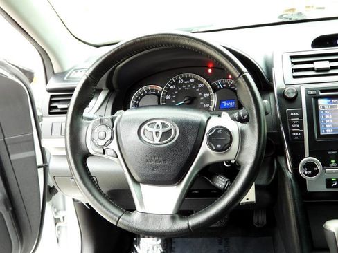Used 2012 Toyota Camry SE image 41