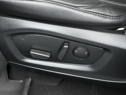 Certified 2021 Ford Explorer XLT image 9