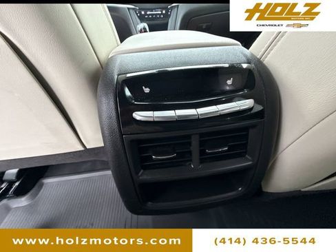 Certified 2023 Cadillac XT5 Sportv w/ LPO, Floor Liner Package AWD/4WD image 23