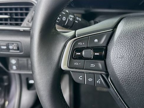 Used 2018 Honda Accord EX-L image 20