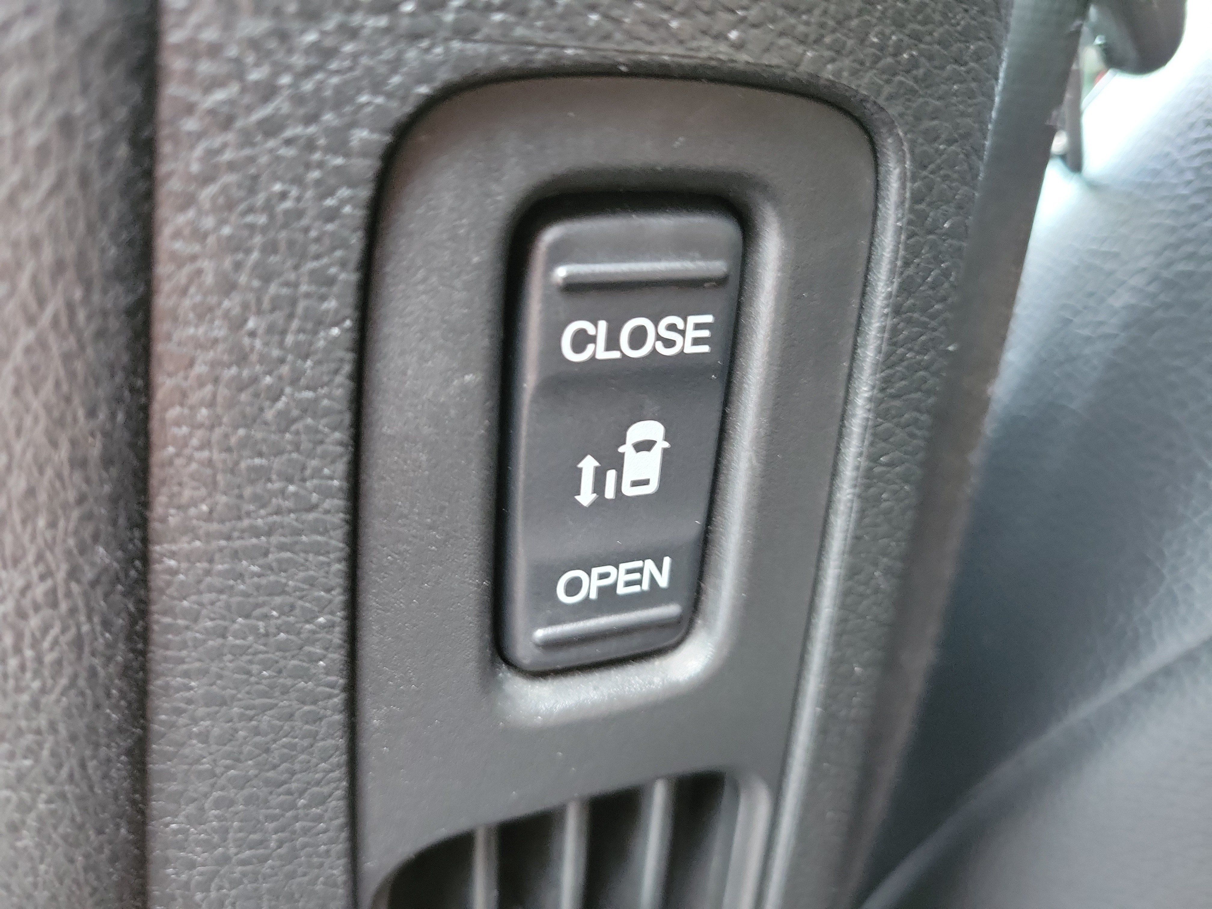 Used 2023 Honda Odyssey Sport image 25