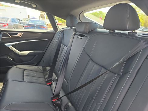 Used 2022 Audi S7 Prestige image 12