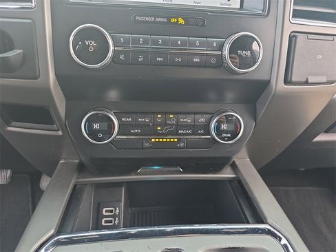 Used 2019 Ford Expedition XLT w/ Equipment Group 201A image 20