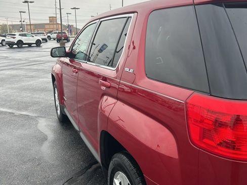 Used 2014 GMC Terrain SLE FWD image 9