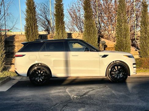 New 2026 Land Rover Range Rover Sport Dynamic SE image 6