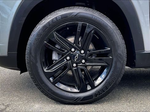 Used 2024 Chevrolet Trax ACTIV w/ Driver Confidence Package FWD image 7