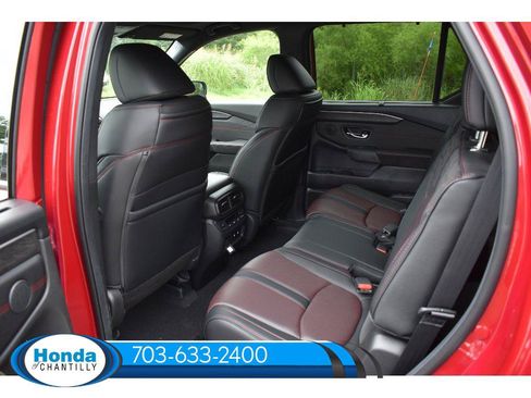New 2026 Honda Pilot Black Edition image 31