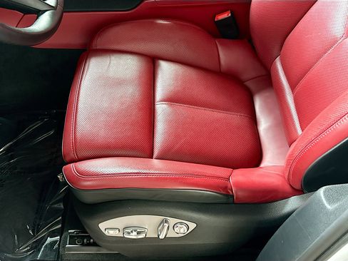 Used 2023 Porsche Macan S image 20