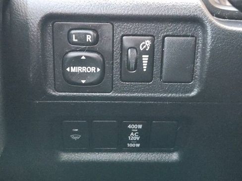 Used 2018 Toyota 4Runner SR5 Premium image 20