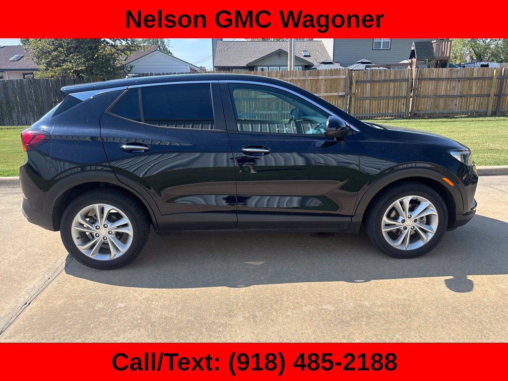 Used 2021 Buick Encore GX Preferred w/ Cold Weather Comfort Package FWD image 4