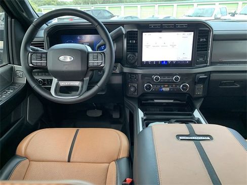 New 2024 Ford F450 Platinum w/ FX4 Off-Road Package image 17